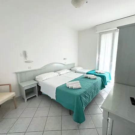 Hotel Ginevra E Cattolica